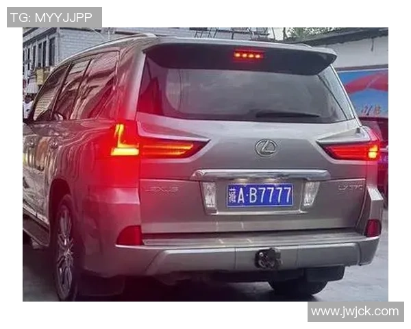 足球巨星的专属车牌号码揭秘他们与豪车的独特缘分